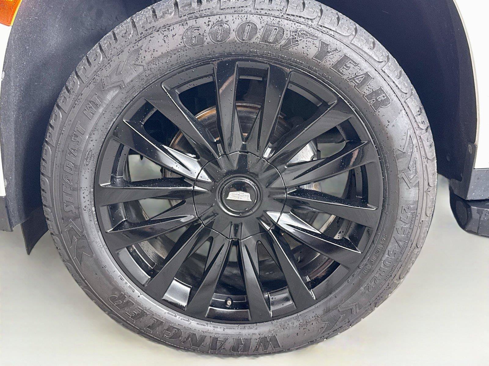 Used 2022 Cadillac Escalade ESV Luxury AWD/4WD image 10