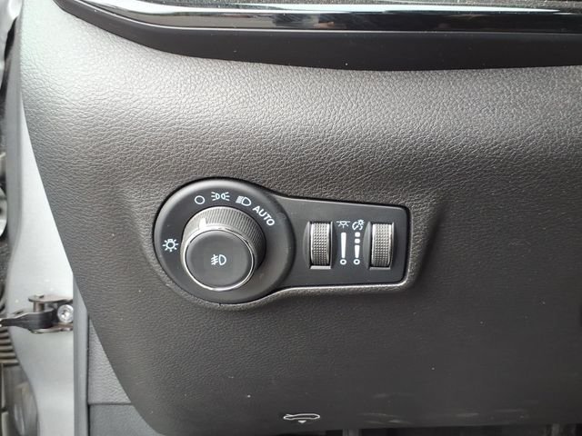 Used 2022 Jeep Compass Latitude w/ Convenience Group AWD/4WD image 22