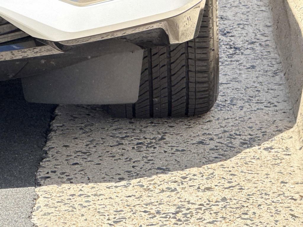 Used 2024 Cadillac Escalade Premium Luxury Platinum w/ LPO, Floor Liner Package image 15