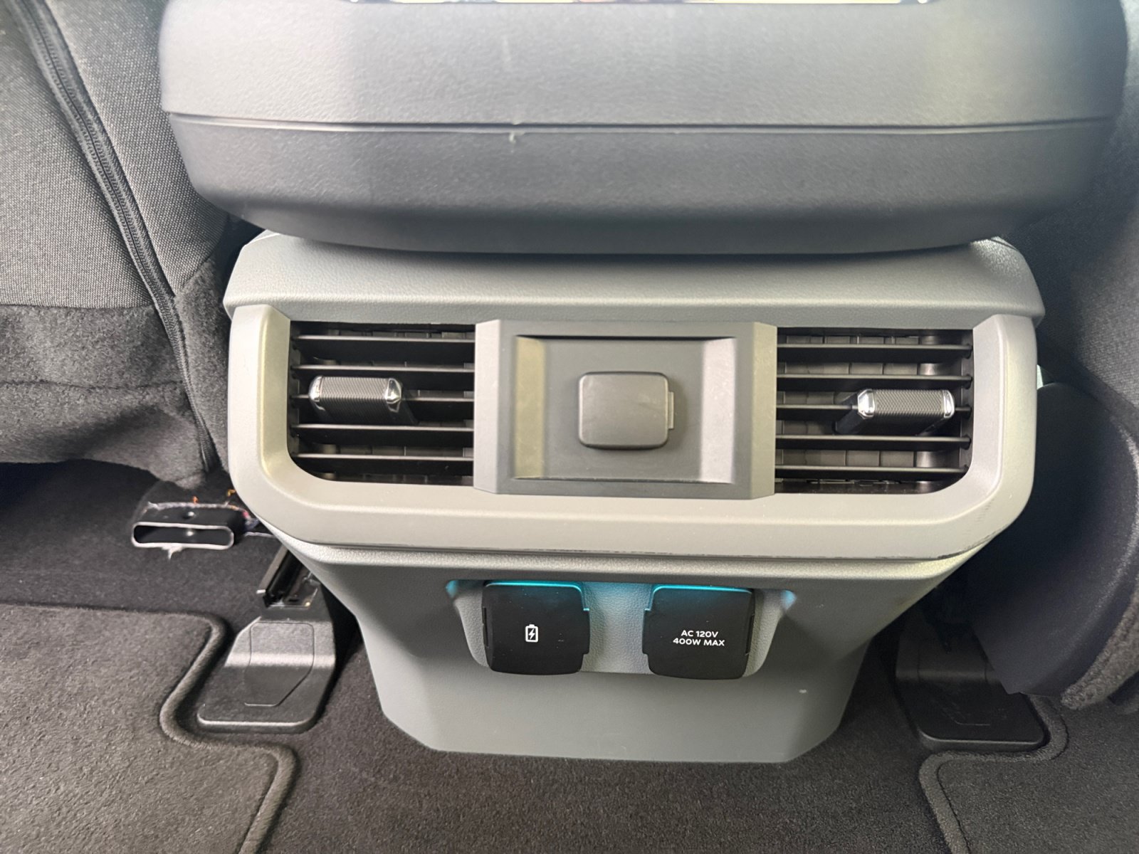 Used 2024 Ford F150 XLT w/ Mobile Office Package RWD image 23