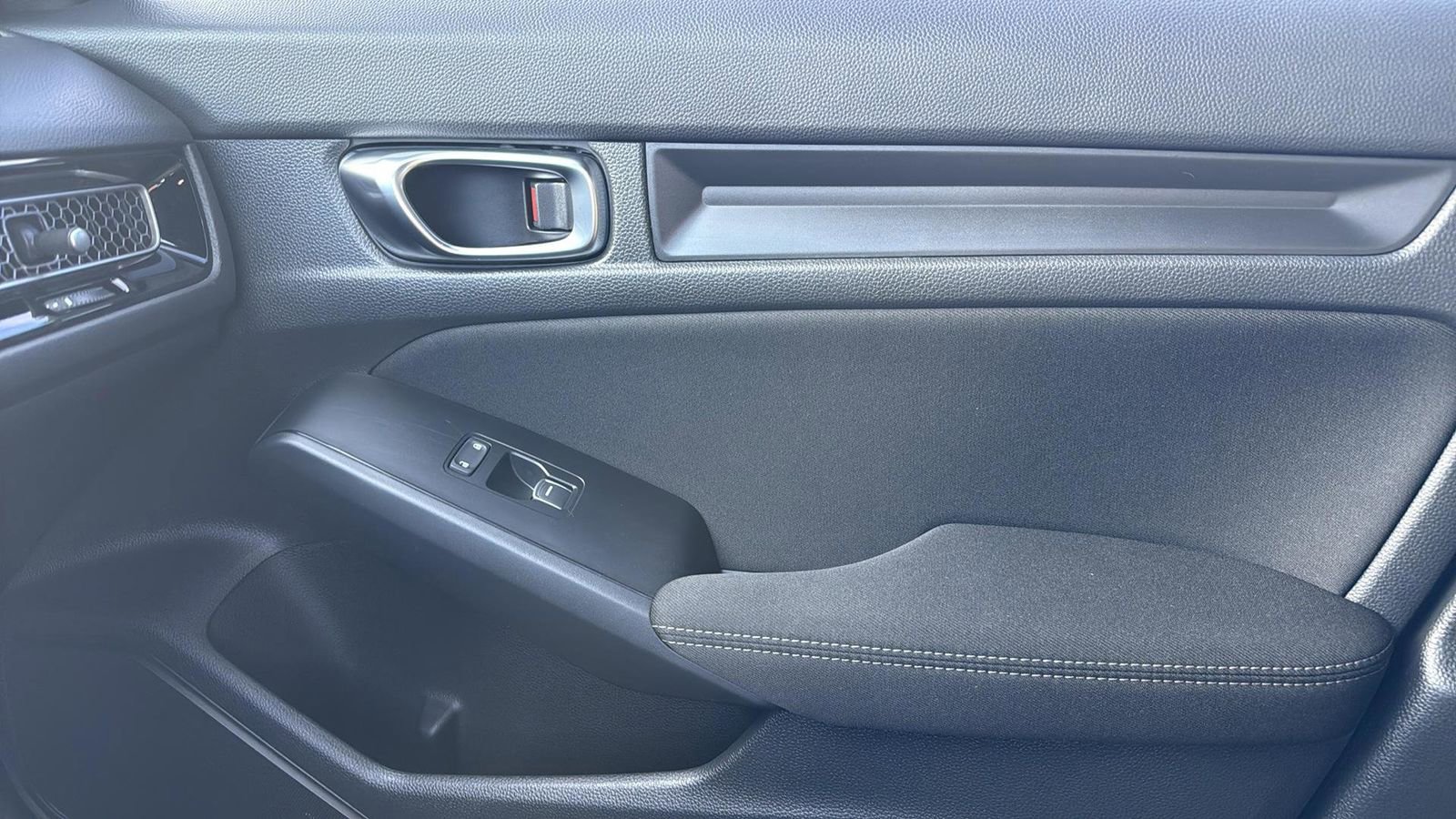 Used 2023 Honda Civic Sport image 24