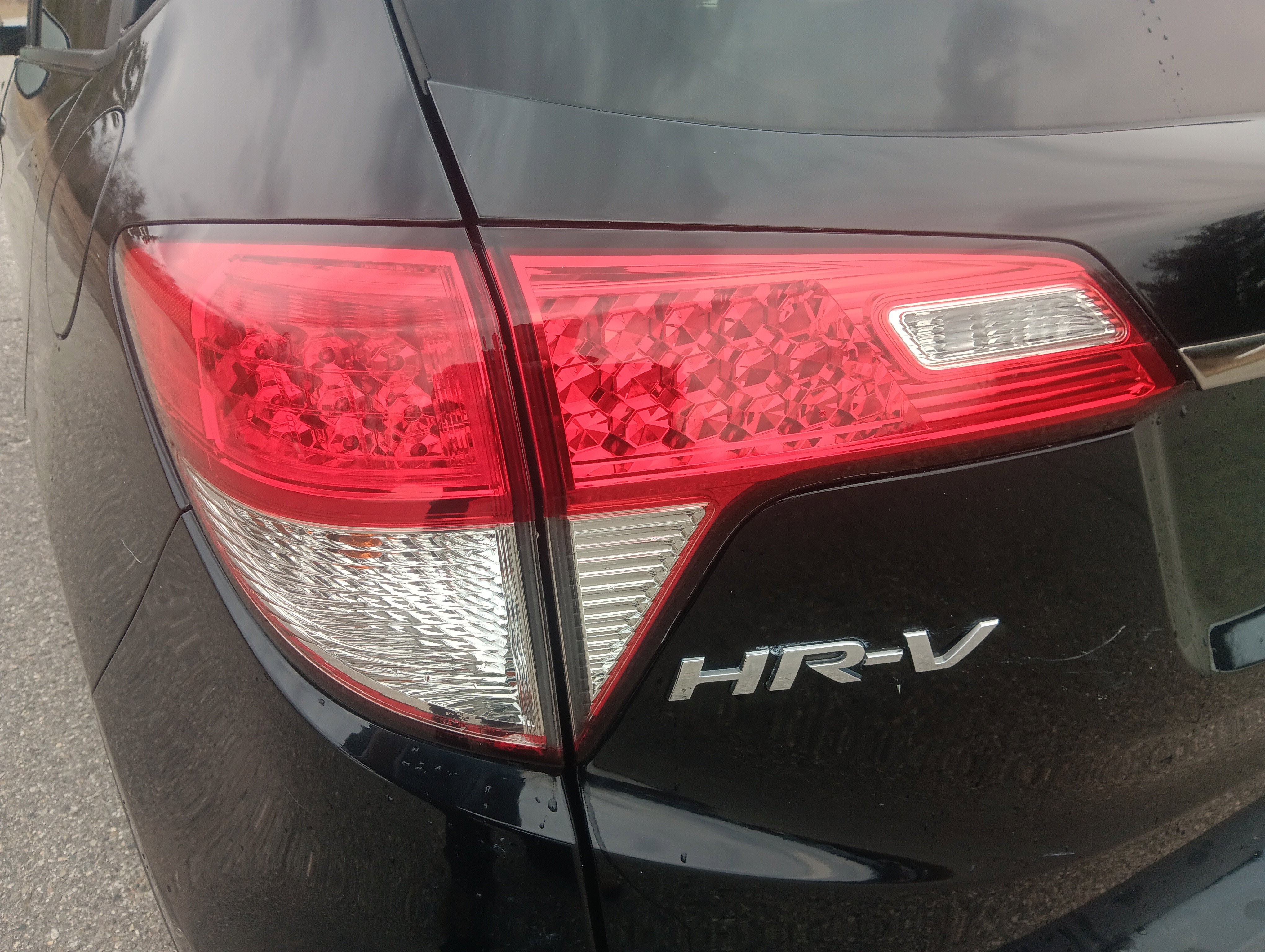 Used 2019 Honda HR-V EX-L image 11