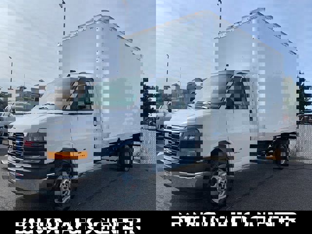 New 2024 GMC Savana 4500 w/ Power Convenience Package