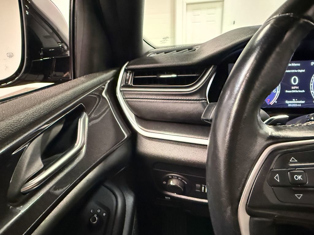 Used 2022 Jeep Grand Cherokee Altitude AWD/4WD image 71