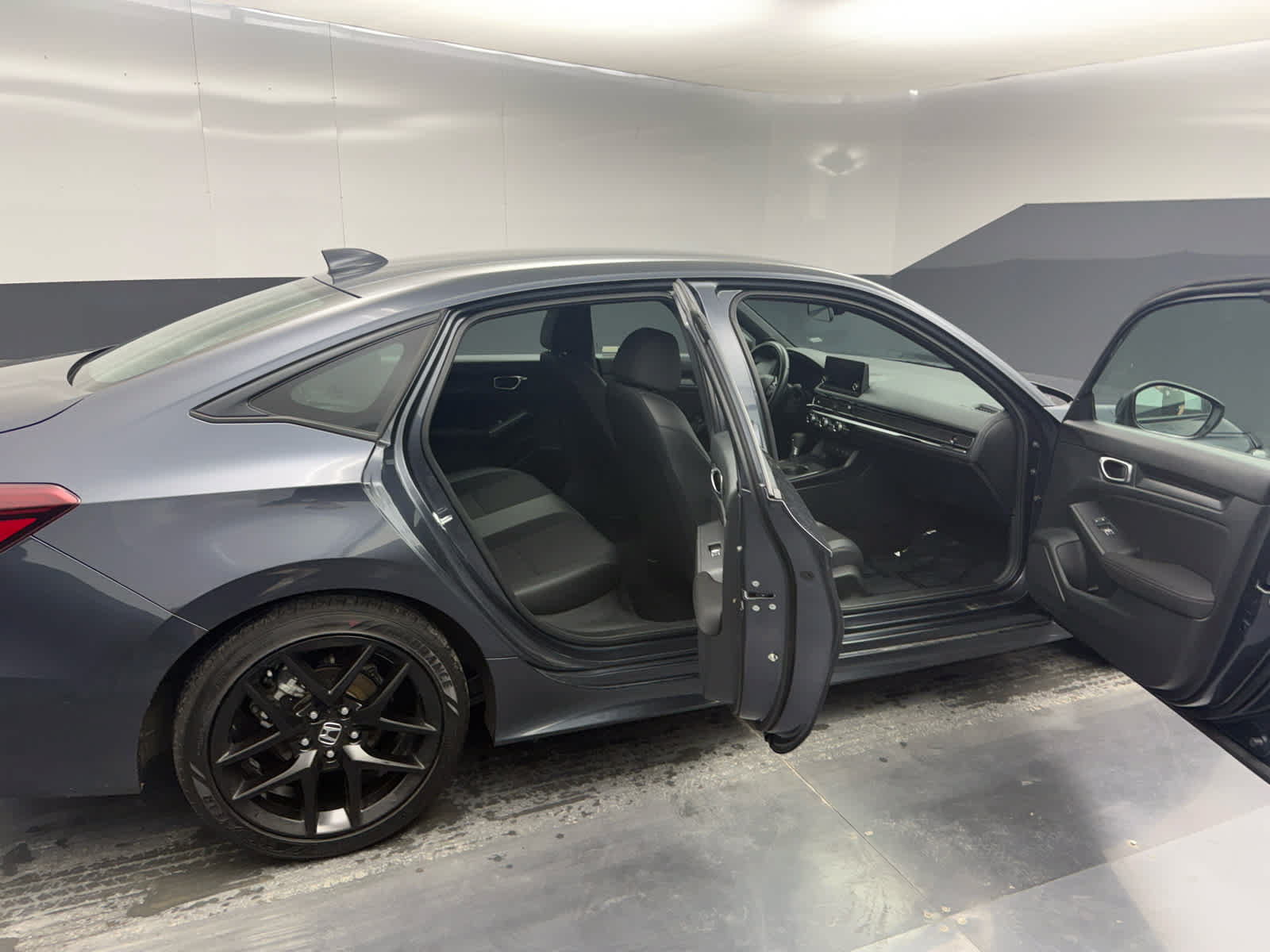Used 2025 Honda Civic Sport image 60