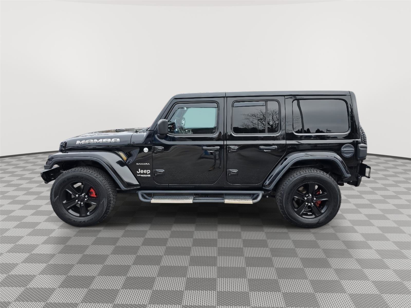 Used 2018 Jeep Wrangler Unlimited Sahara w/ Dual Top Group image 9