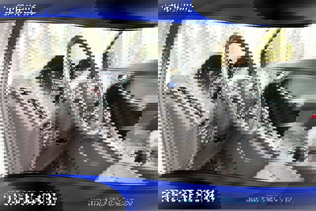 Used 2012 Ford Focus Titanium image 12