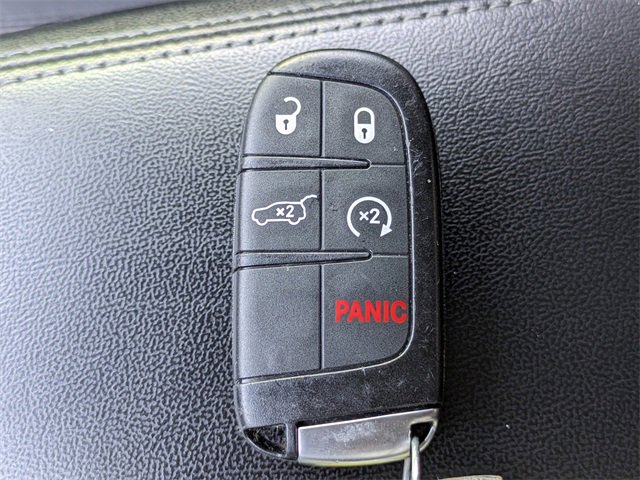 Used 2022 Dodge Durango GT image 31