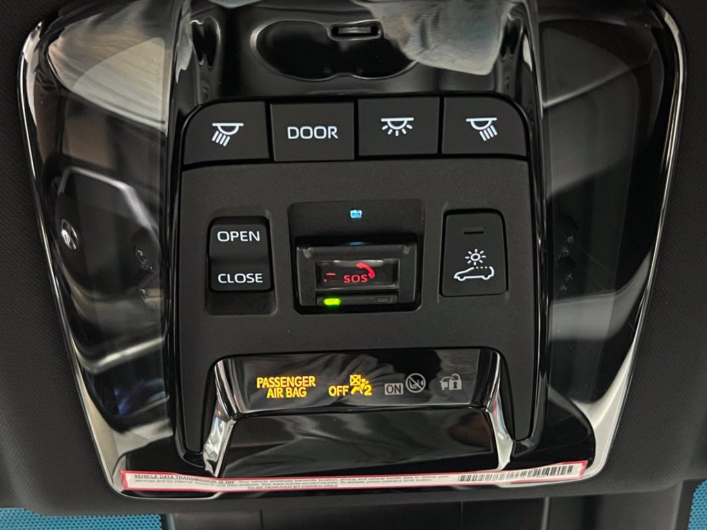 Certified 2024 Toyota Venza Limited AWD/4WD image 31