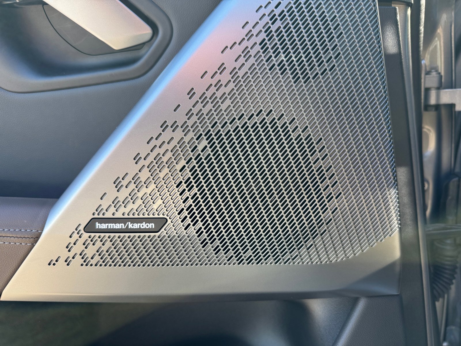 Used 2025 BMW i5 eDrive40i w/ M Sport Package image 27