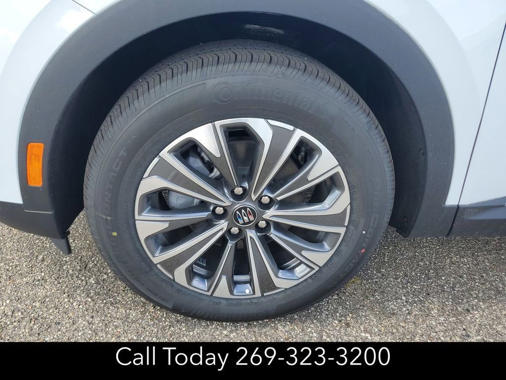 New 2025 Buick Envision Preferred image 36