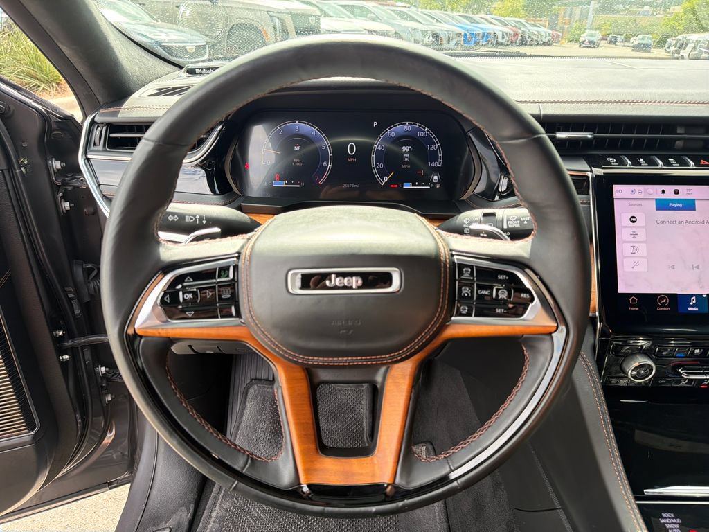 Used 2023 Jeep Grand Cherokee Summit AWD/4WD image 24