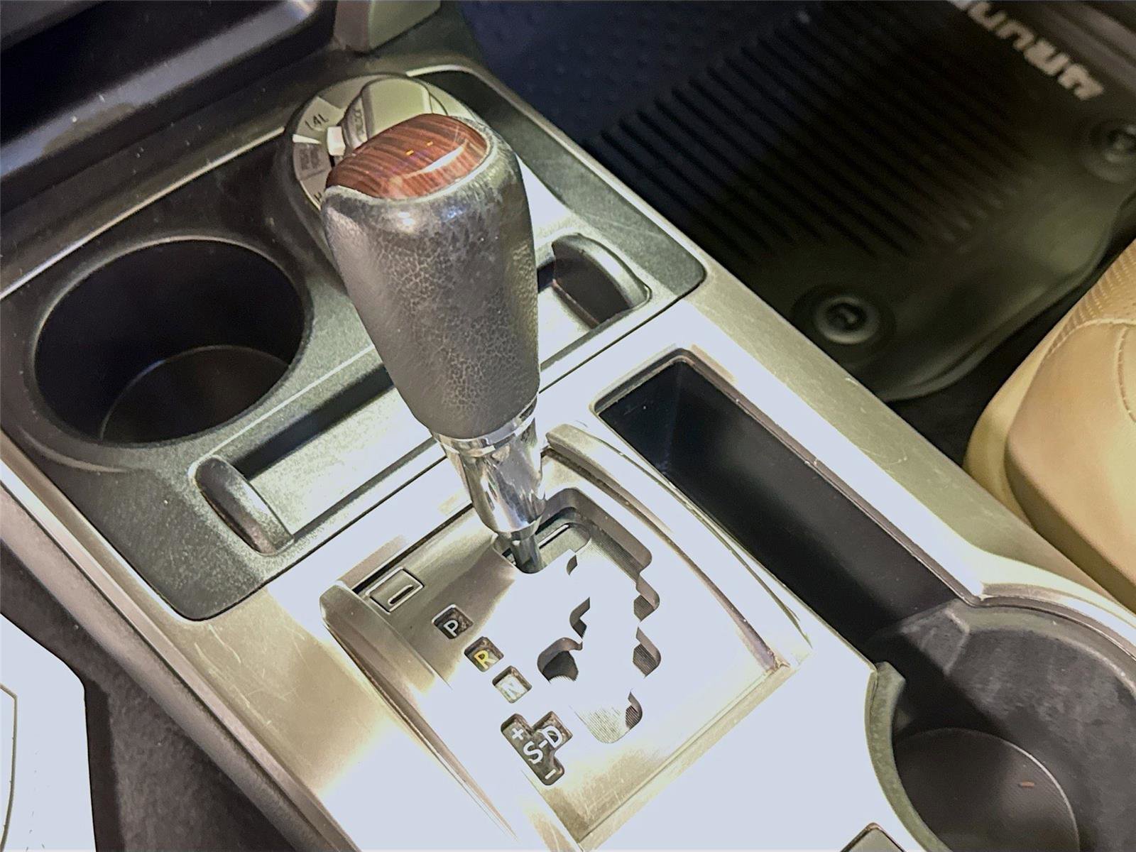 Used 2018 Toyota 4Runner Limited image 16