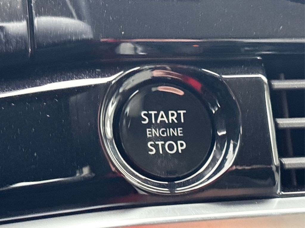 New 2025 Nissan Pathfinder SL image 23