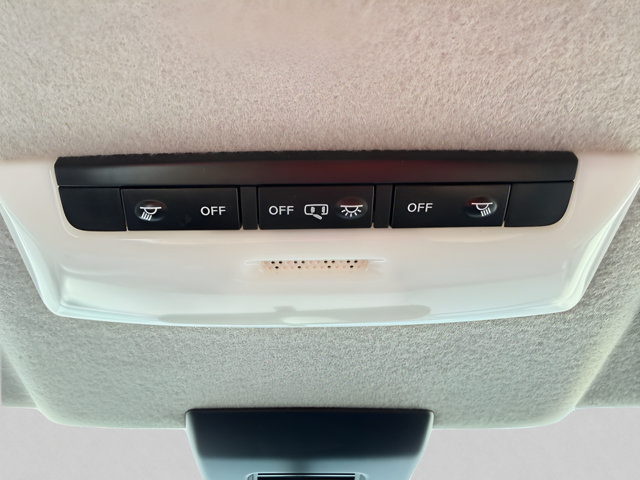 Certified 2025 Nissan Kicks Play S FWD image 24