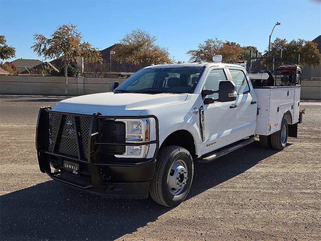 New 2025 Ford F350 XL