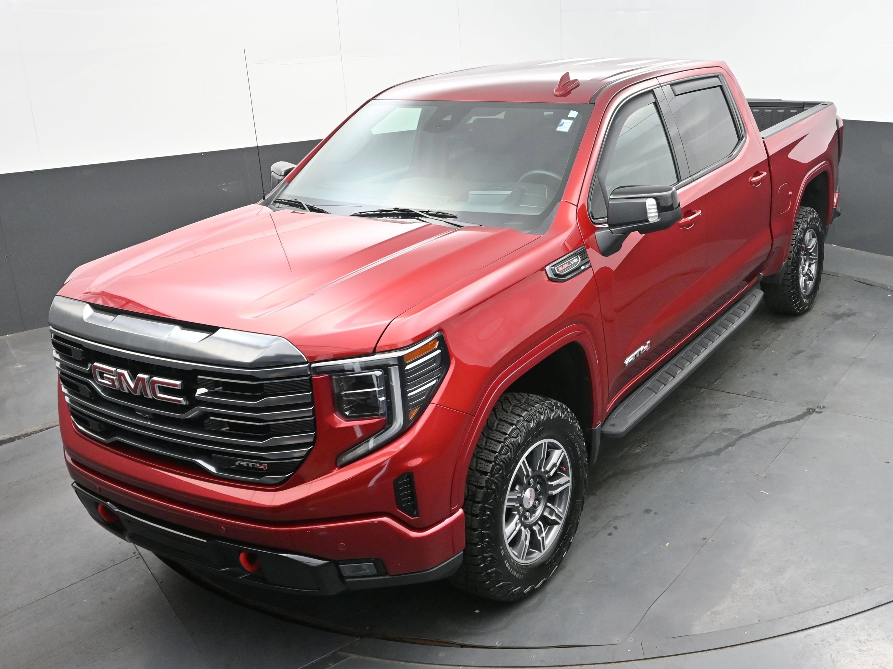Used 2024 GMC Sierra 1500 AT4 w/ Technology Package image 36