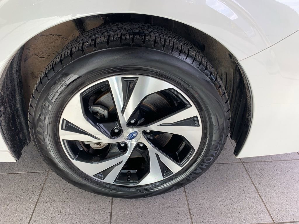 Certified 2025 Subaru Legacy Premium image 22