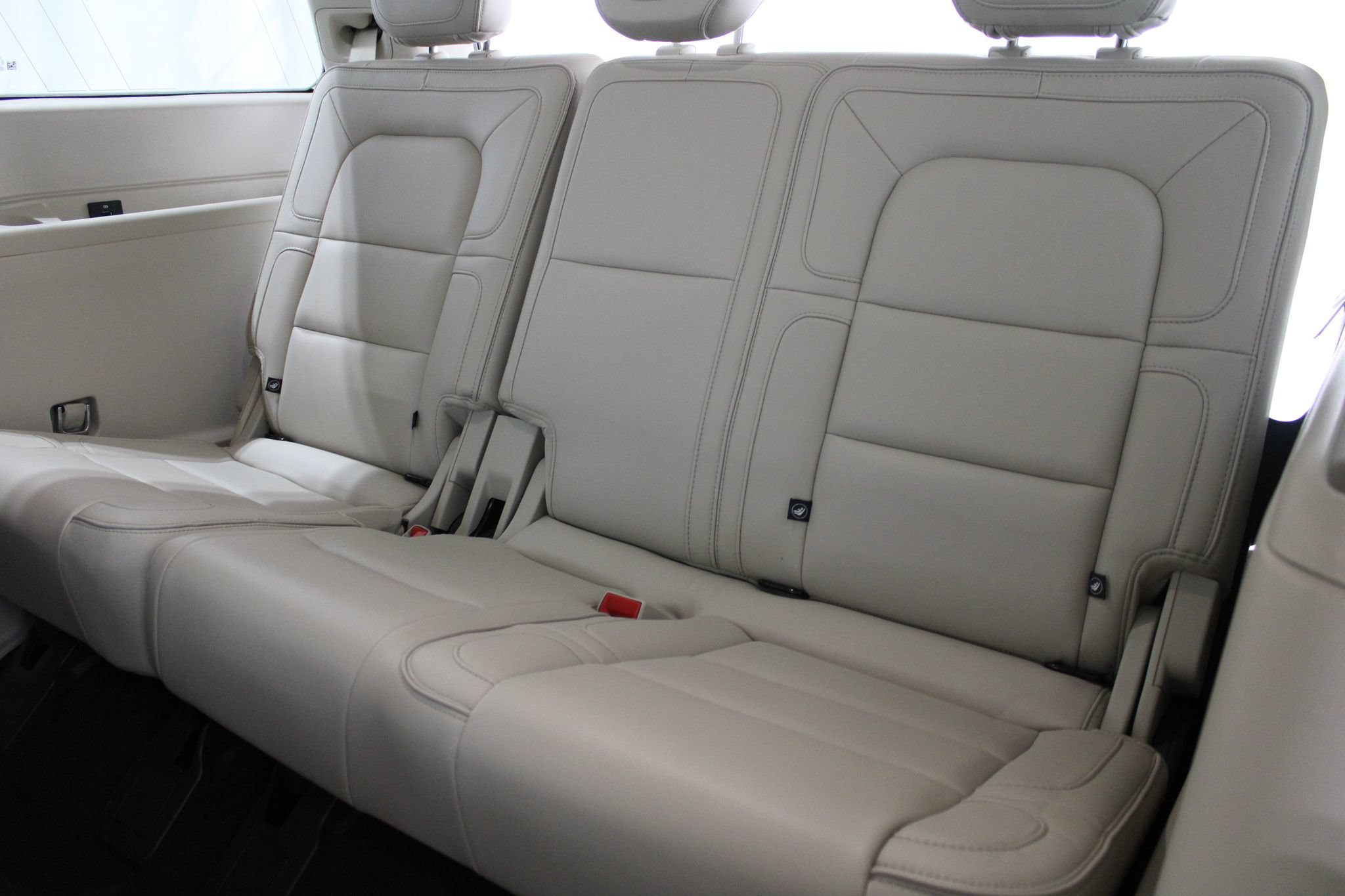 Used 2018 Lincoln Navigator Reserve w/ Technology Package AWD/4WD image 20