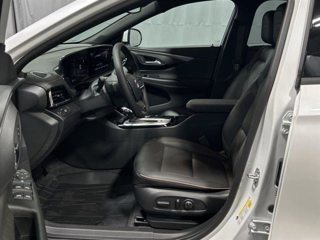 New 2025 Buick Envista Avenir image 17