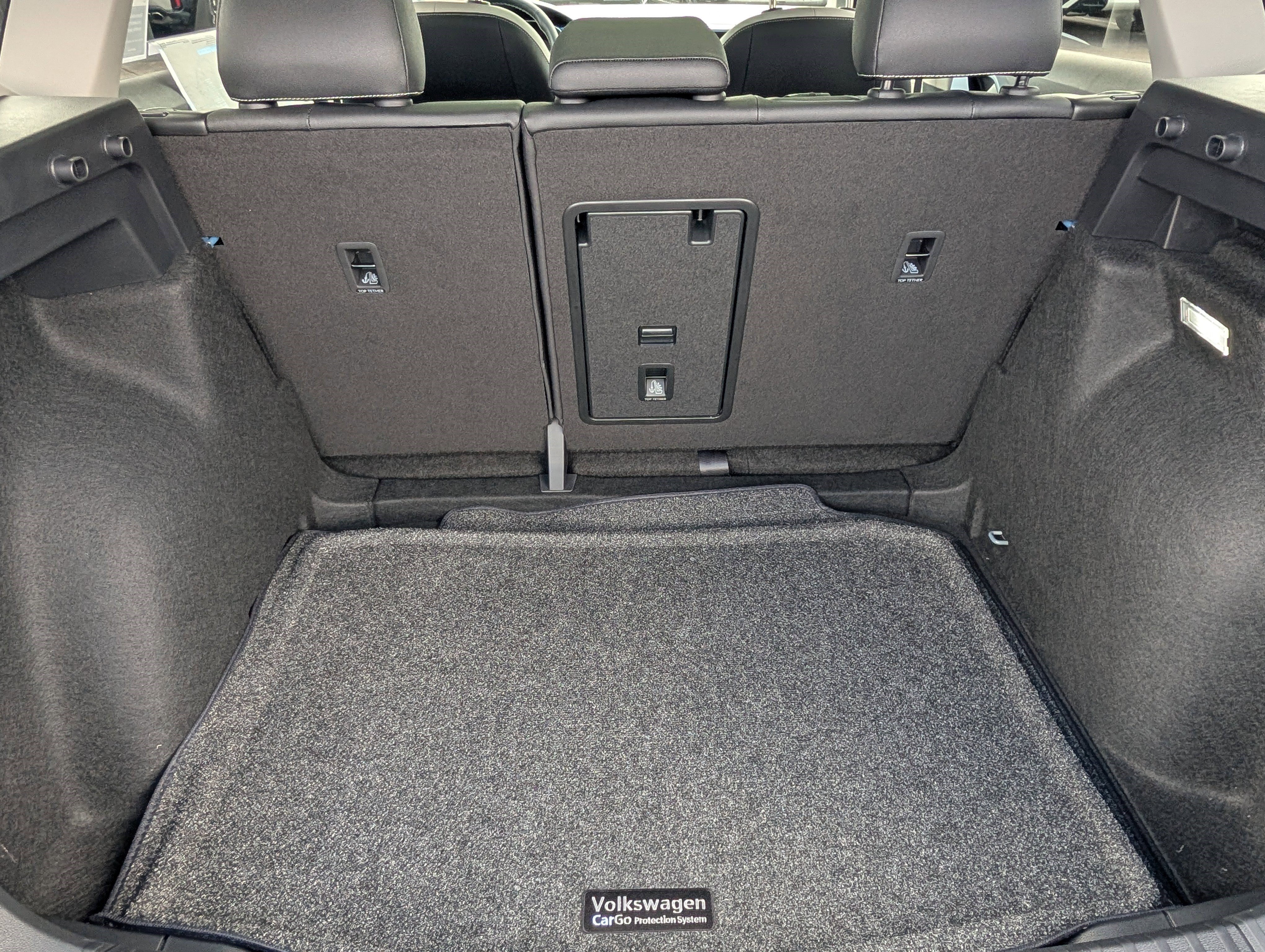 New 2026 Volkswagen Taos SE FWD image 5