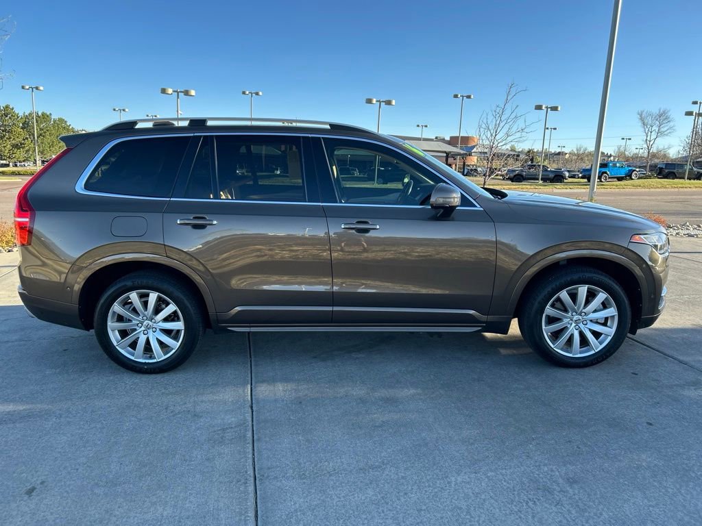 Used 2016 Volvo XC90 T6 Momentum AWD/4WD image 9