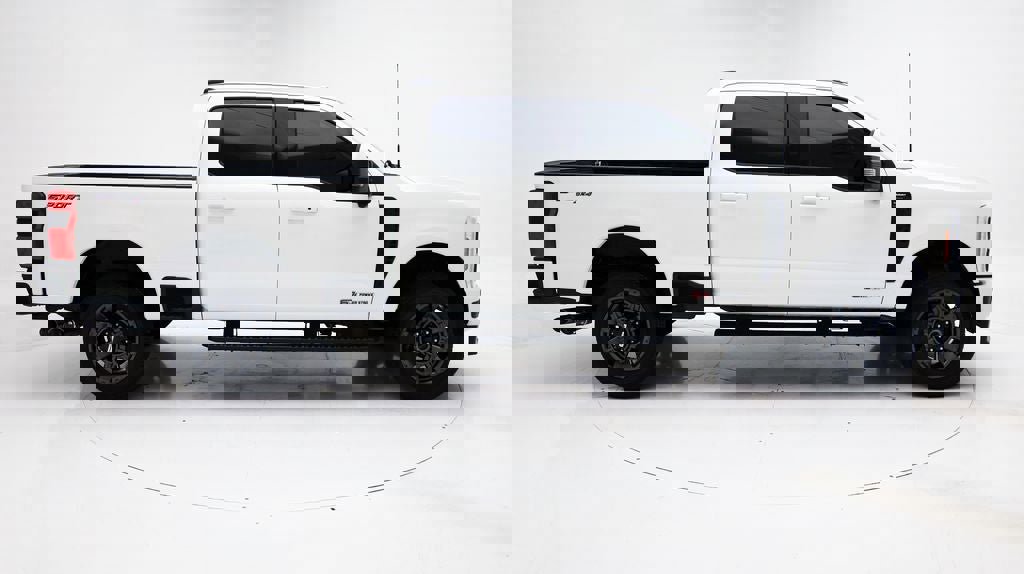 Used 2023 Ford F250 Lariat w/ Lariat Ultimate Package image 2