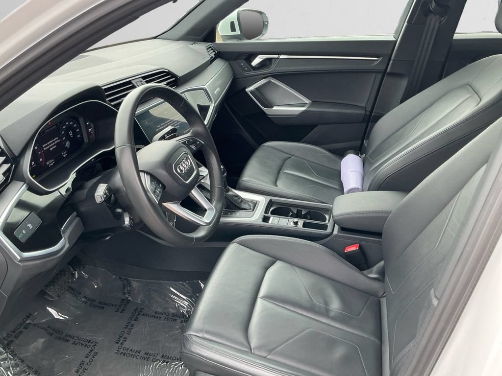 Used 2025 Audi Q3 2.0T Premium AWD/4WD image 9