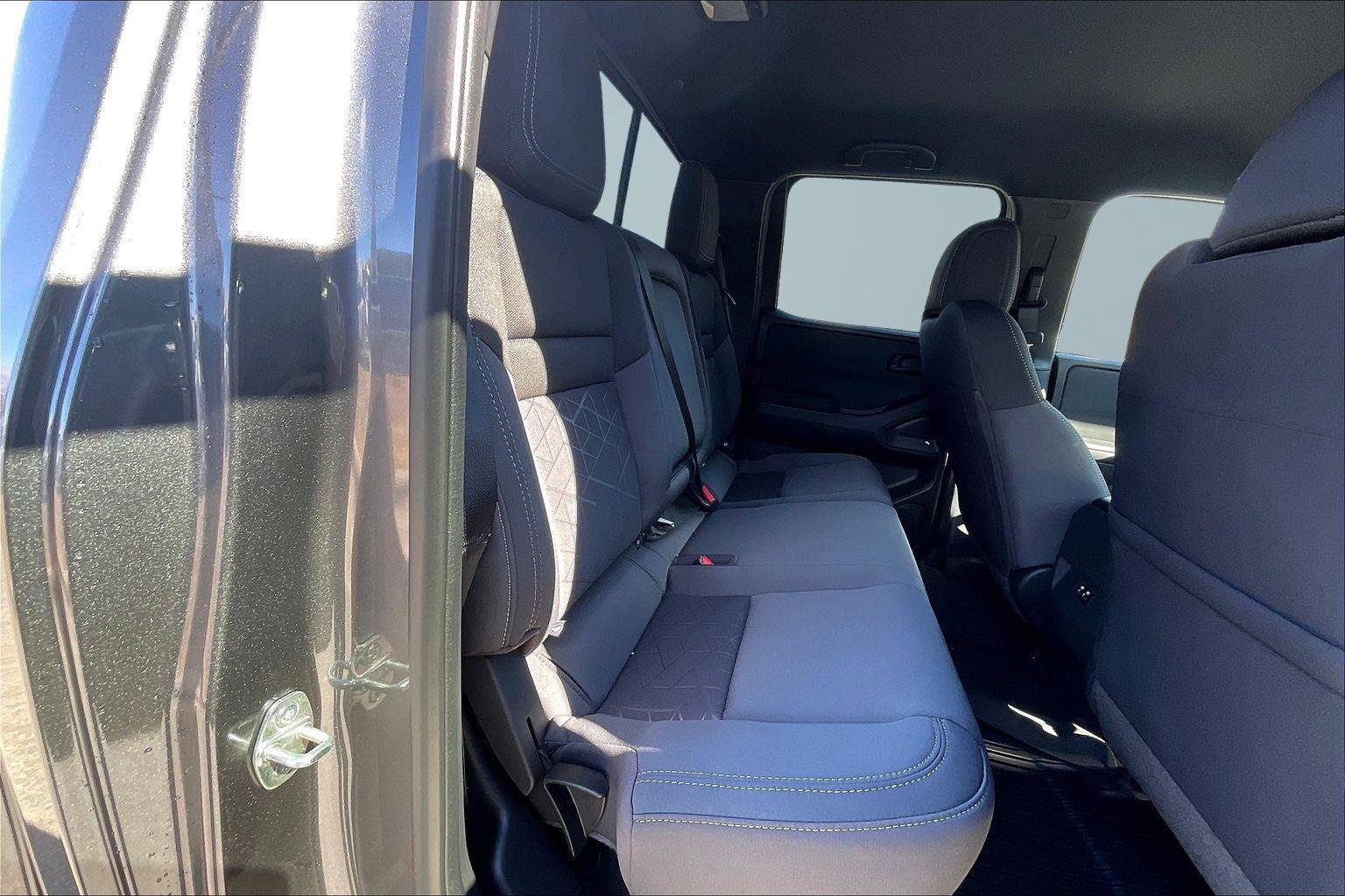 New 2026 Nissan Frontier SV w/ All-Weather Content Package image 10