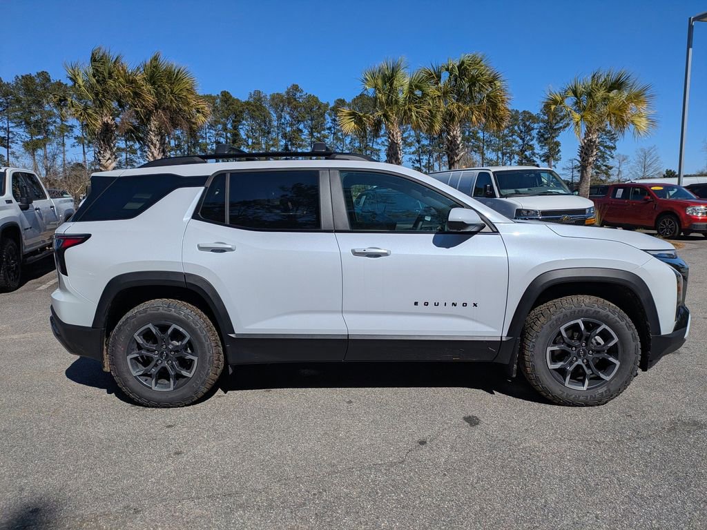 New 2026 Chevrolet Equinox ACTIV w/ Convenience Package III image 3