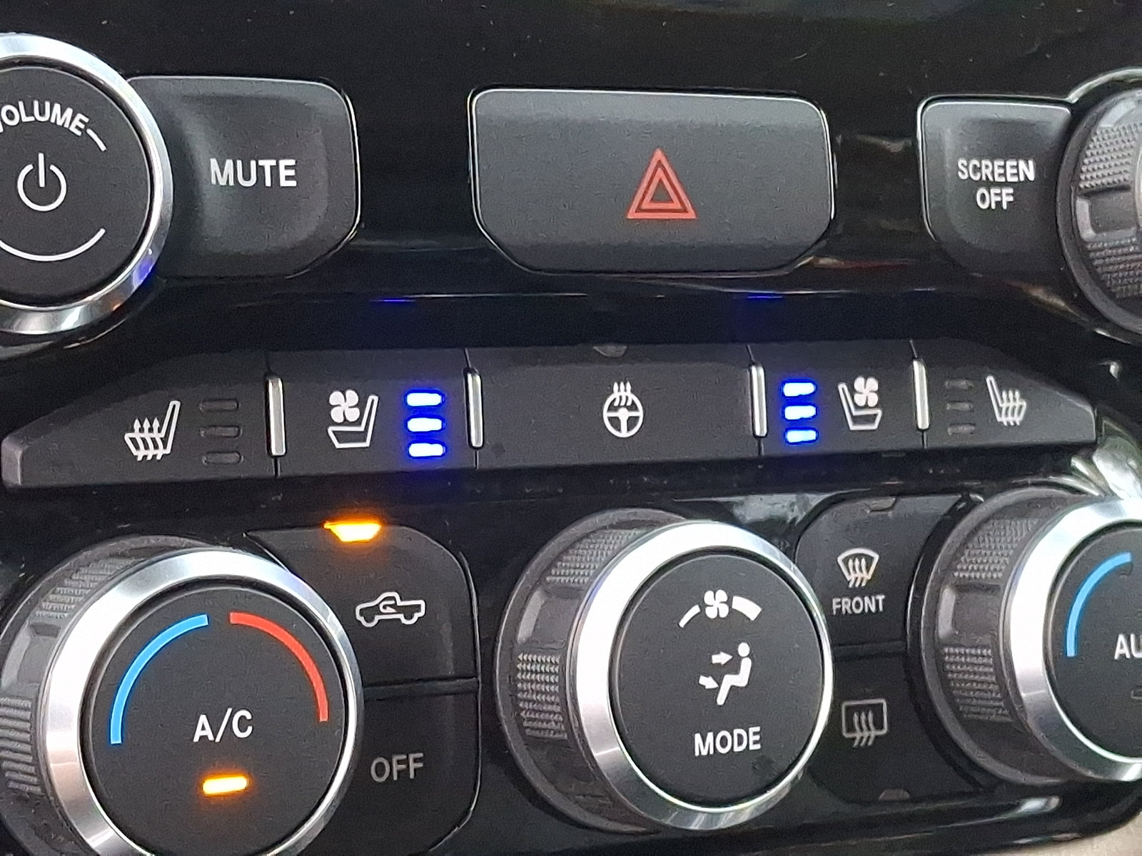 Used 2019 RAM 2500 Laramie AWD/4WD image 26