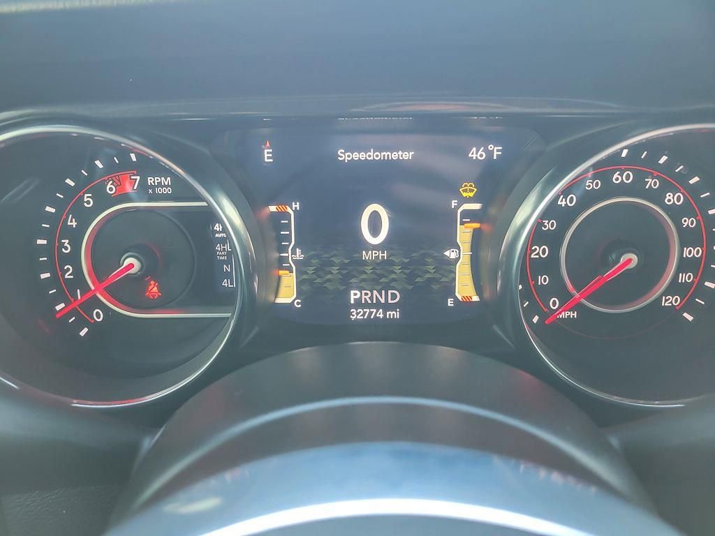 Used 2022 Jeep Wrangler Unlimited Rubicon w/ Trailer Tow Package image 12