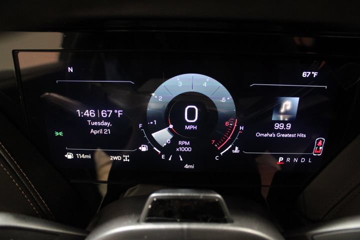 New 2026 GMC Yukon XL AT4 w/ AT4 Premium Plus Package AWD/4WD image 40