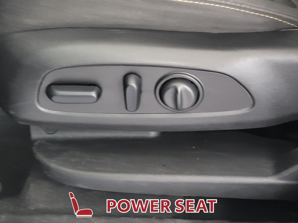 Used 2019 Chevrolet Equinox LT FWD image 15