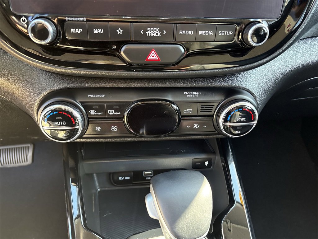 Certified 2025 Kia Soul EX image 26