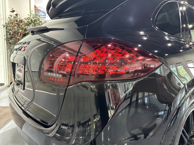 Used 2014 Porsche Cayenne GTS AWD/4WD image 30