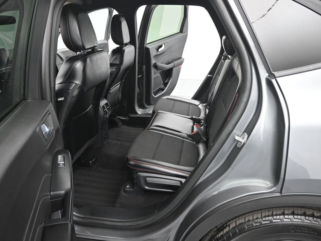 Certified 2025 Ford Escape ST-Line AWD/4WD image 20