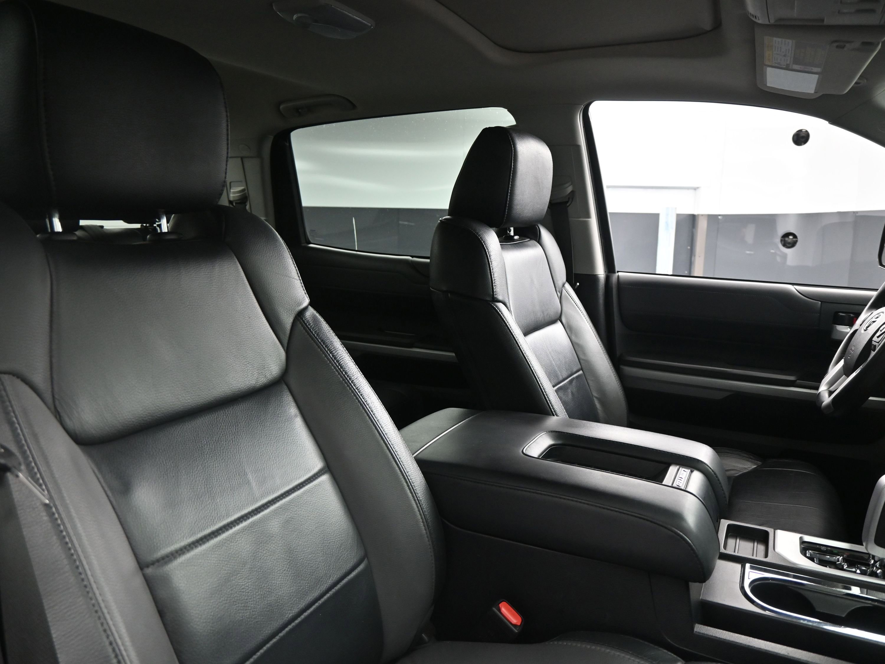 Used 2018 Toyota Tundra Limited AWD/4WD image 23