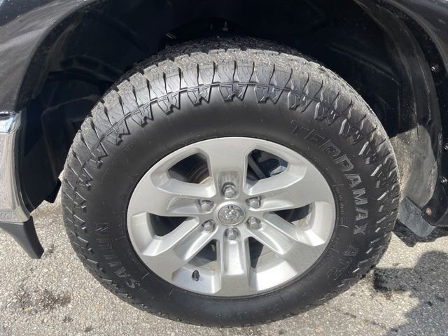 Used 2022 RAM 1500 Laramie AWD/4WD image 13