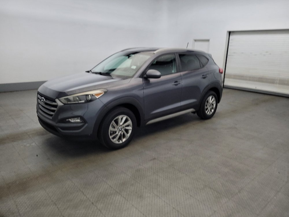 Used 2017 Hyundai Tucson SE w/ SE Popular Package 02 FWD image 2