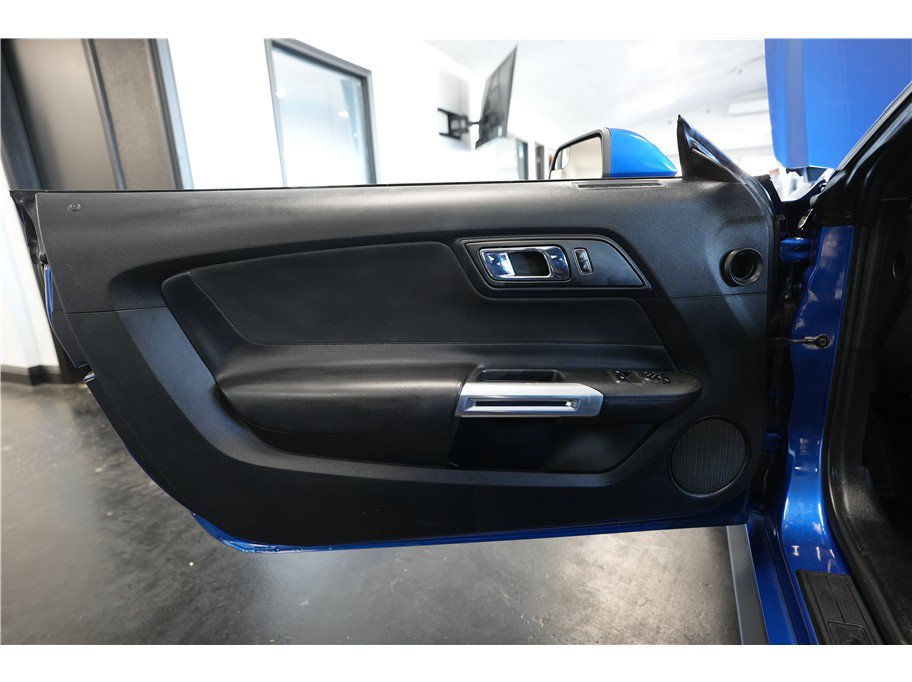 Used 2017 Ford Mustang Coupe w/ Ecoboost Performance Package RWD image 13