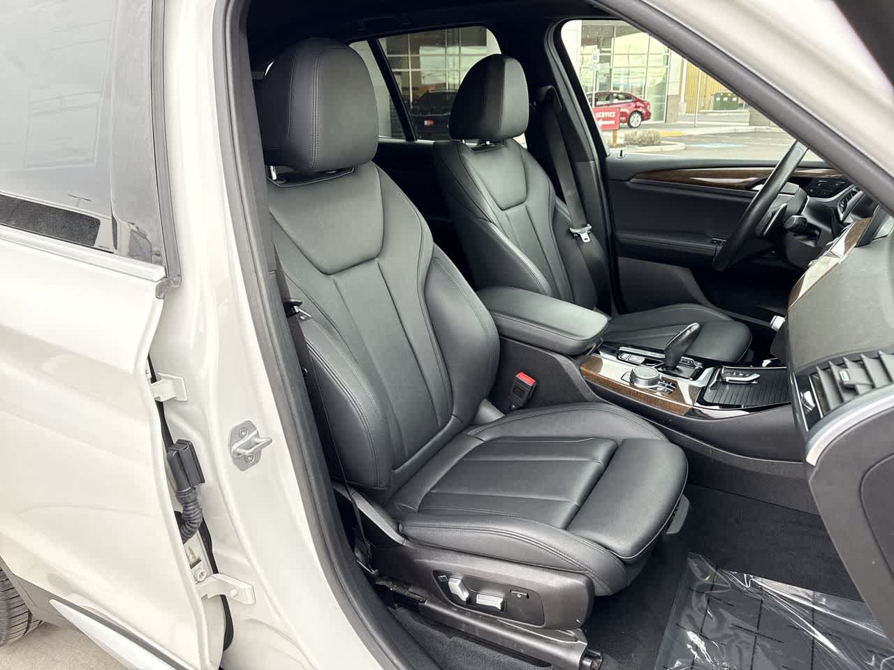 Used 2019 BMW X3 xDrive30i w/ Driving Assistance Package AWD/4WD image 14