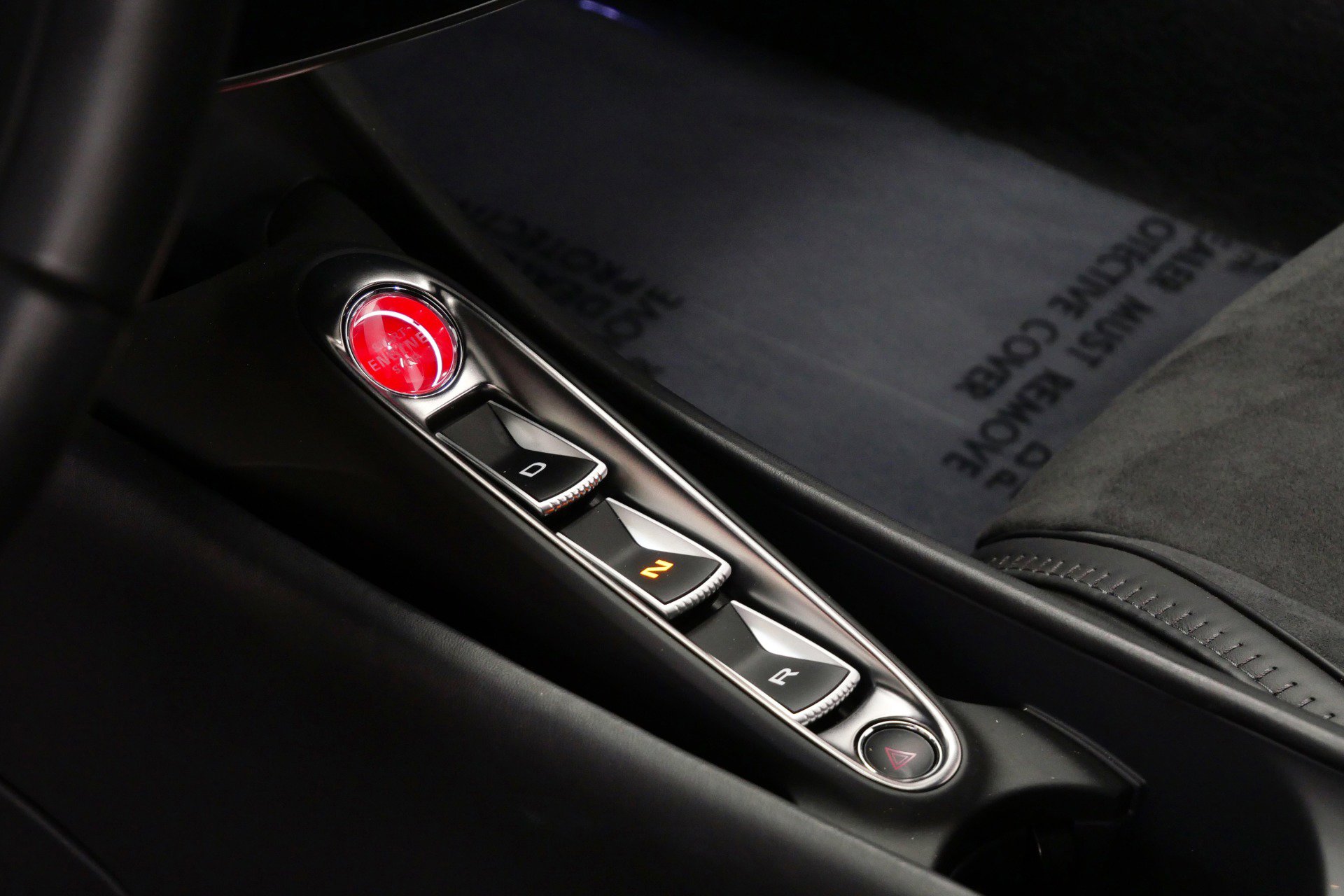 Used 2024 McLaren Artura image 28