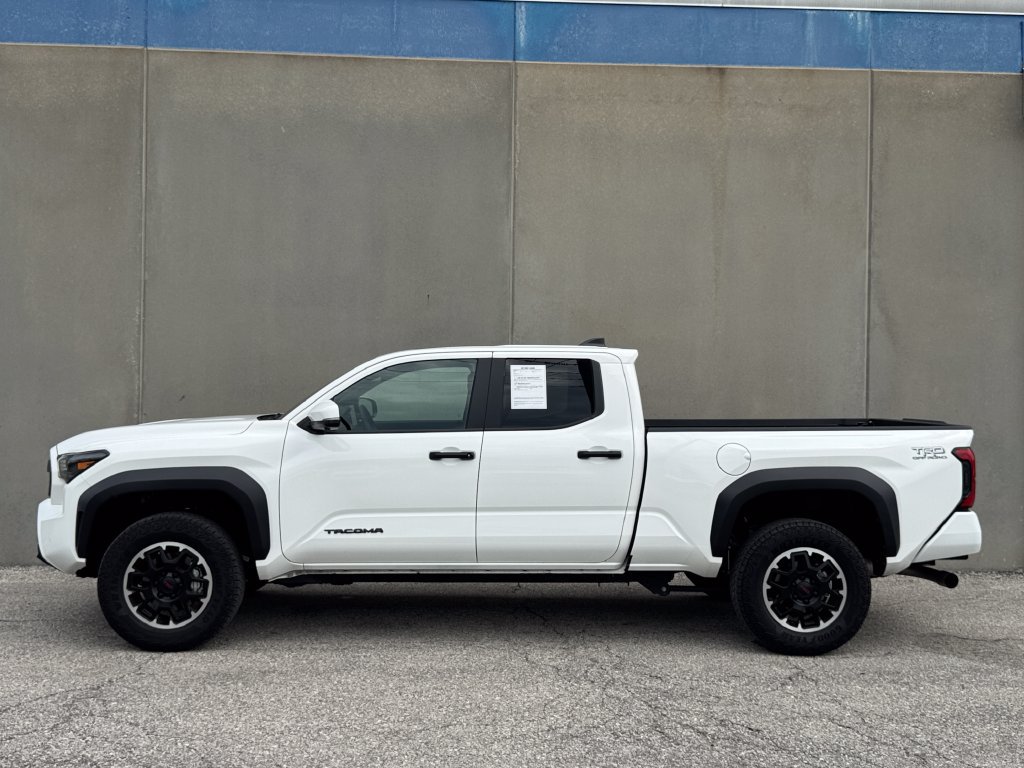 Used 2026 Toyota Tacoma TRD Off-Road w/ TRD Off Road Premium Package AWD/4WD image 33