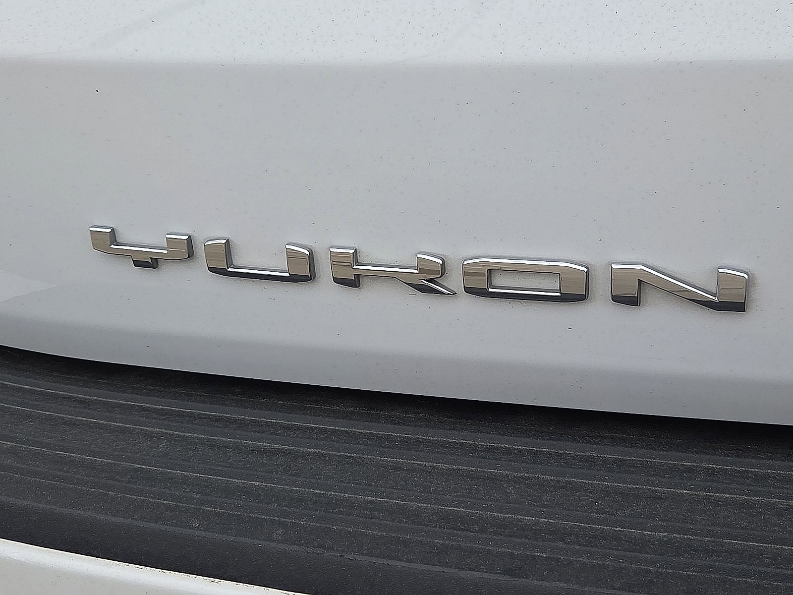 Used 2025 GMC Yukon Denali image 9