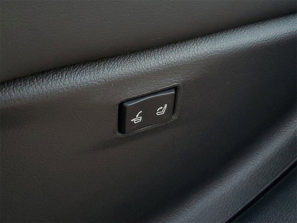 Used 2023 Lexus RX 350 AWD w/ Cold Area Package image 31