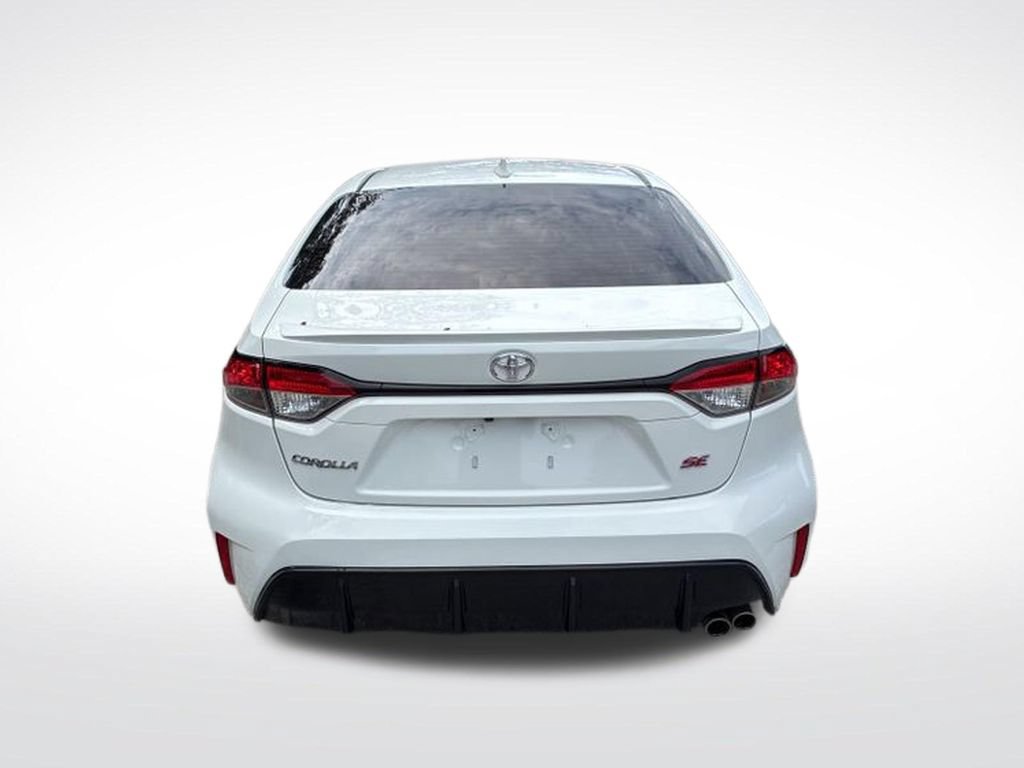 Used 2024 Toyota Corolla SE FWD image 6