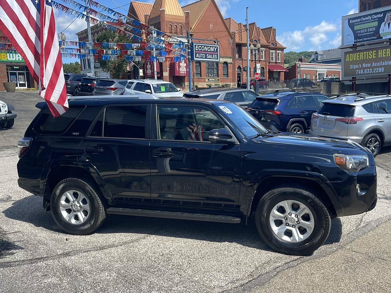 Used 2017 Toyota 4Runner SR5 Premium AWD/4WD image 4