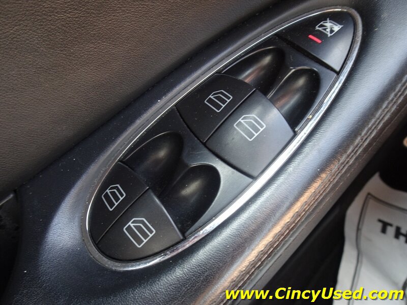 Used 2006 Mercedes-Benz CLS 55 AMG image 22