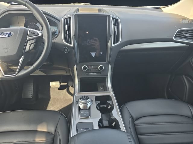 Used 2024 Ford Edge SEL w/ Convenience Package AWD/4WD image 11